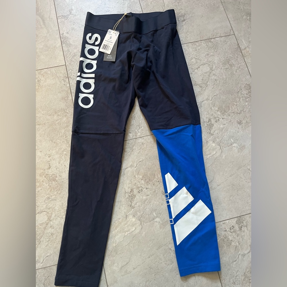 Adidas leggings